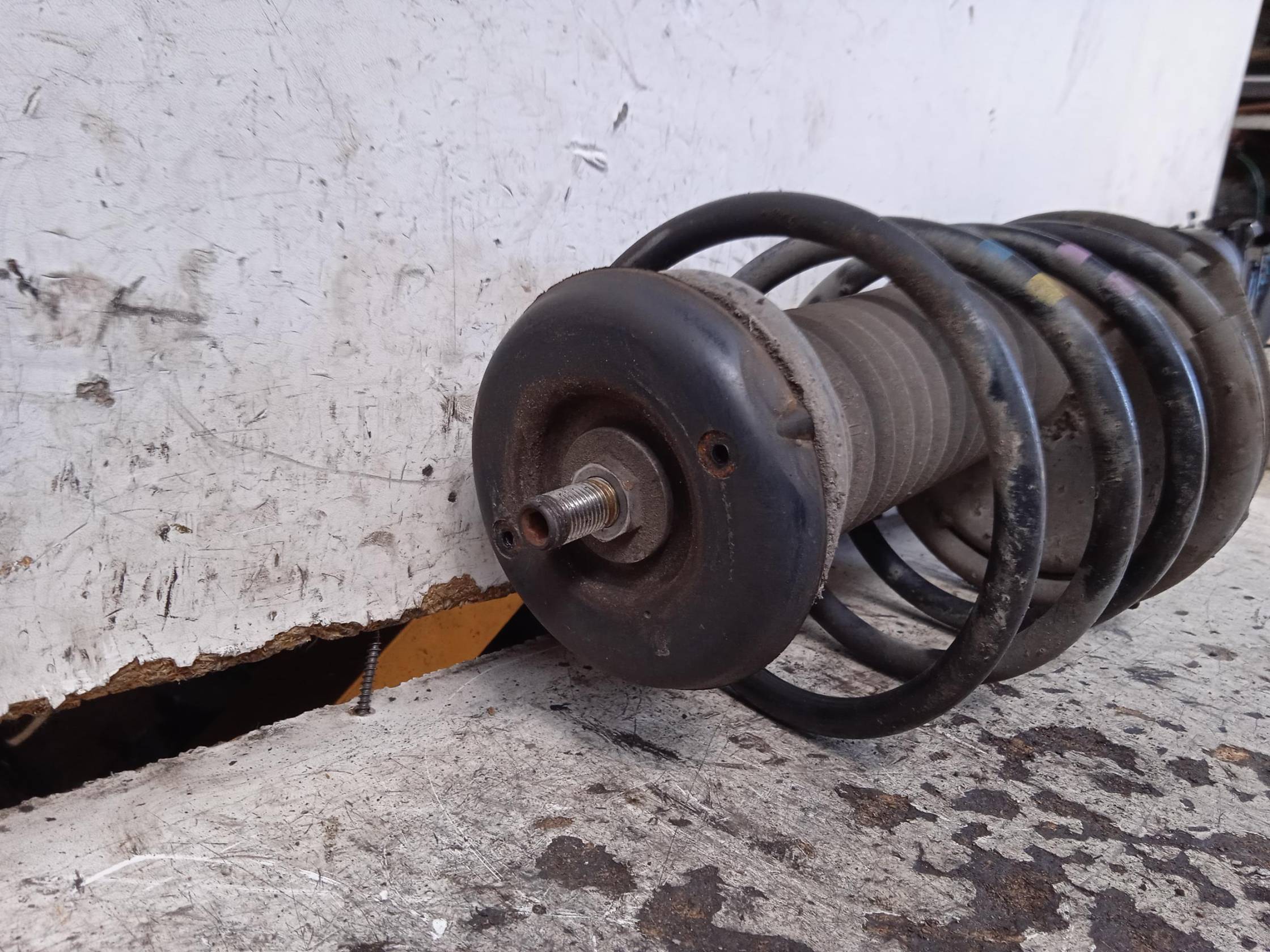 Ammortizzatore ant. dx.